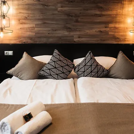 Interhotel Tatra 4*