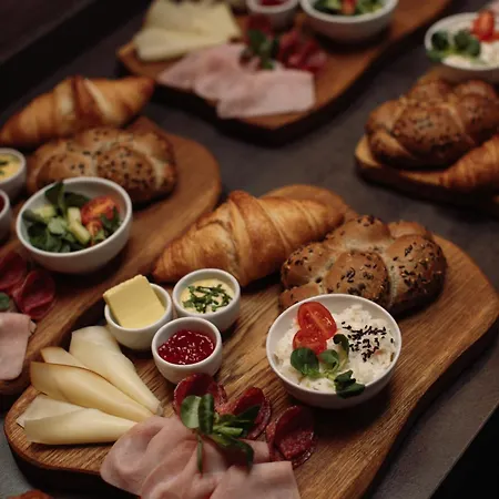 Interhotel Tatra Otel 4*